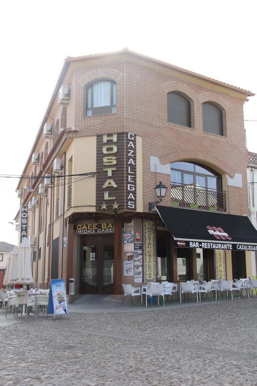 Hostal Cazalegas エクステリア 写真